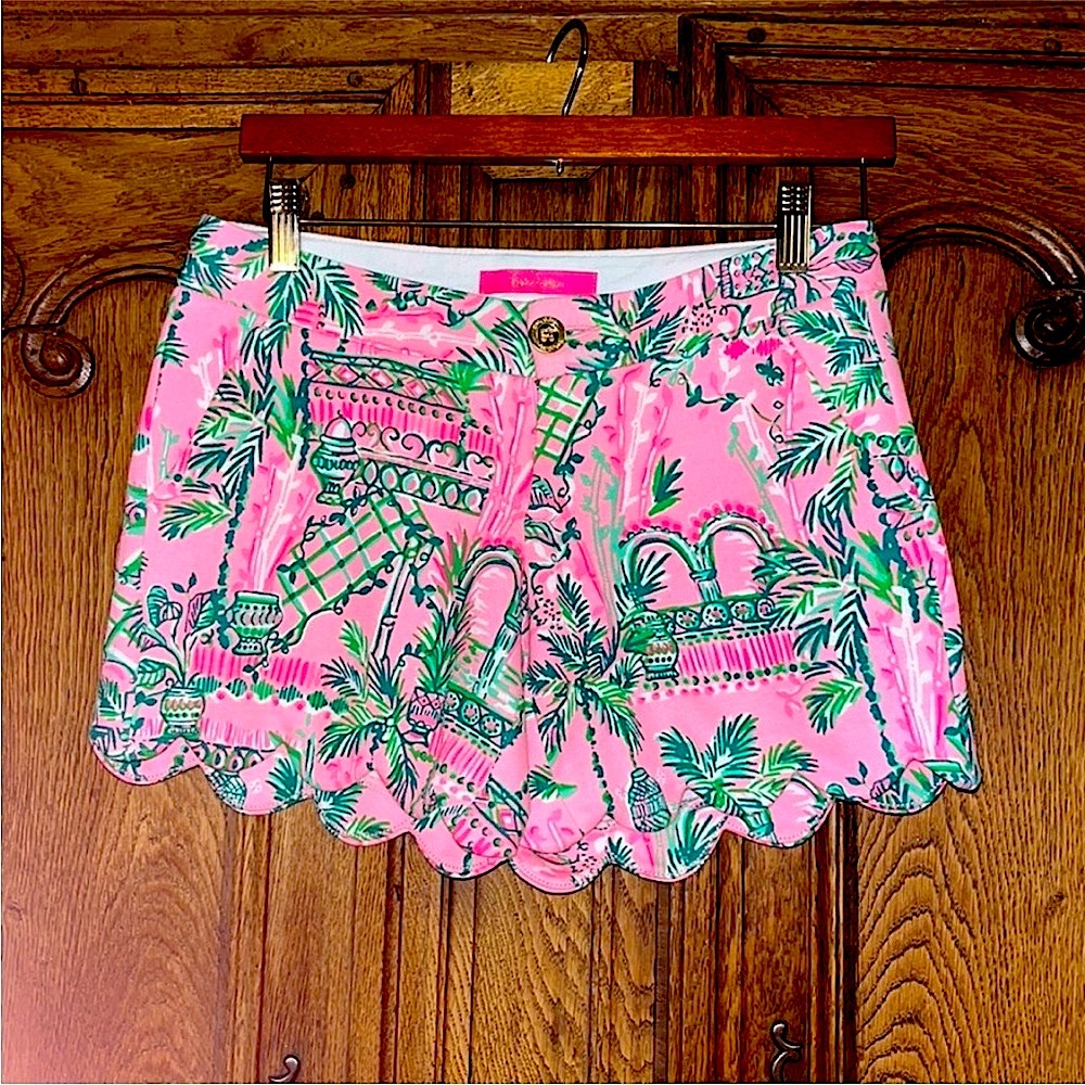 Lilly Pulitzer Buttercup Shorts in Mandevilla Baby Always Worth It 00 (Neon)